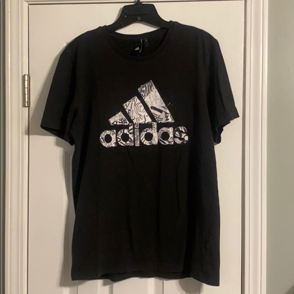 Men’s adidas t-shirt